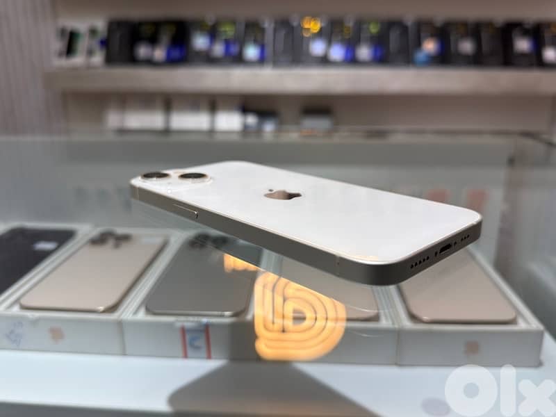 iPhone 13 128Gb Like New: - Mint Condition 3