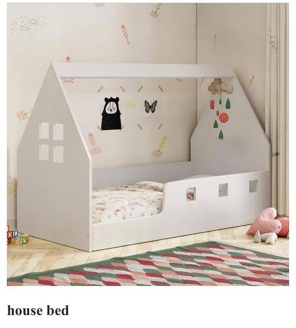 used kids' bed 0