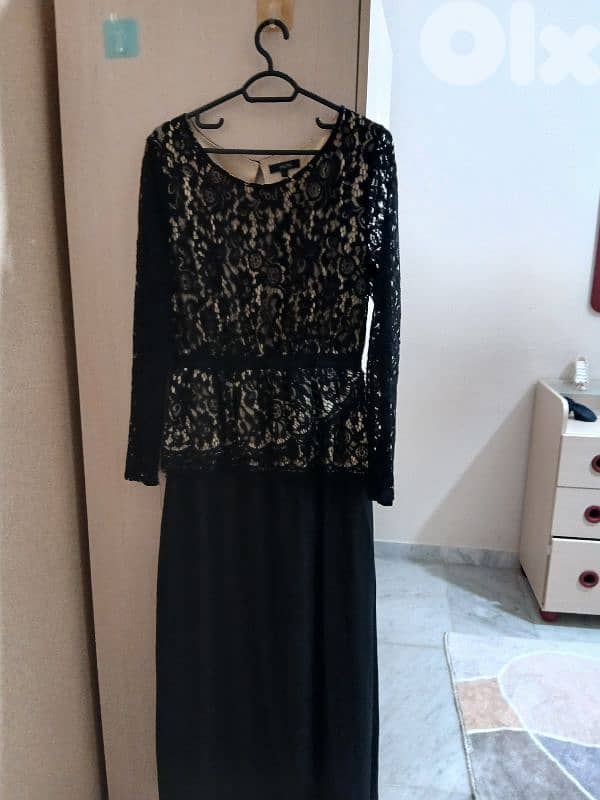 عبايات  فساتين  جلابيات 6