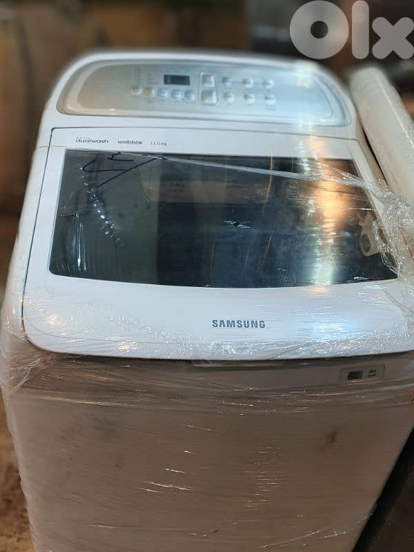 بشامون ضيعه مقابيل مستشفى بشامون تخصصي 6