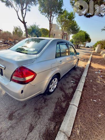 نيسان تيدا 2008