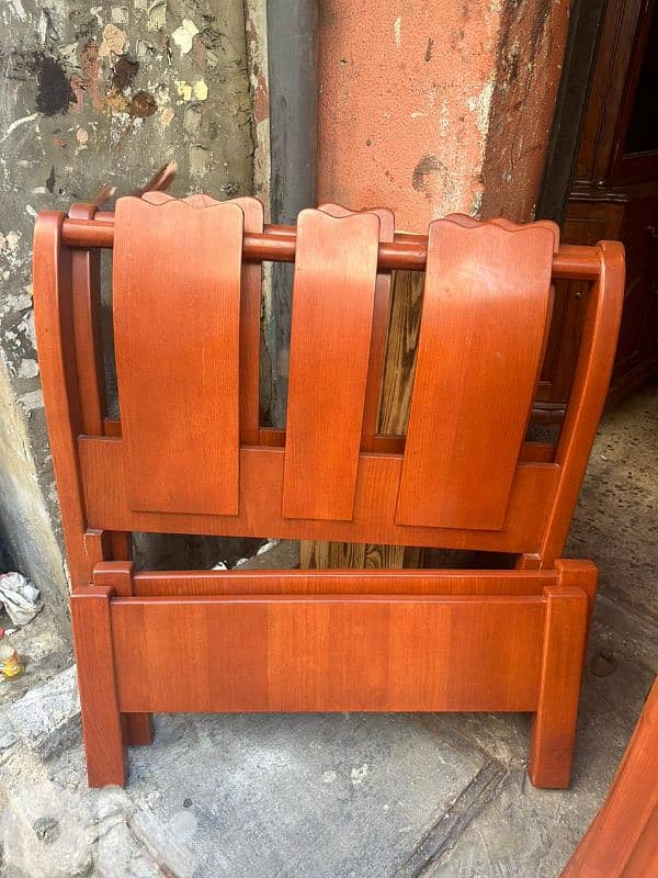 تختين مفرد خشب زان مع فرشات 1