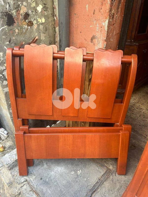 تختين مفرد خشب زان مع فرشات 2