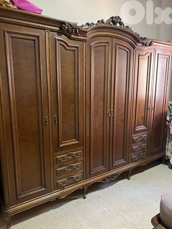 اوضة نوم ملكية حفر خشب زان انكليزية 1