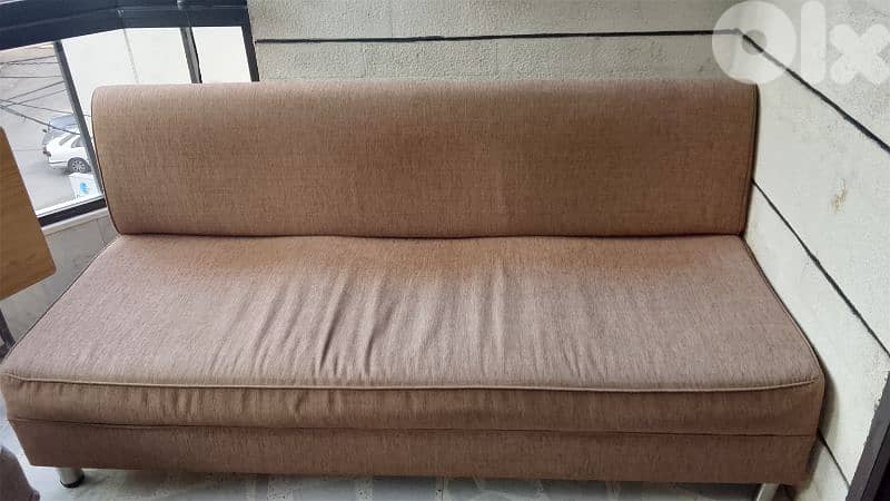 صوفا بطول ٠175m لون بني.    65$.  . 03/979606 0