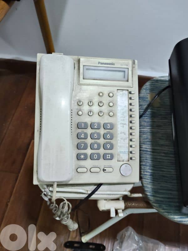 البضائع الموجوده في الصوره شروي غير شكل كامله فقط 135$ 11