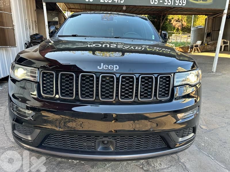 Jeep Grand Cherokee 2018  California very clean  over land V6 0