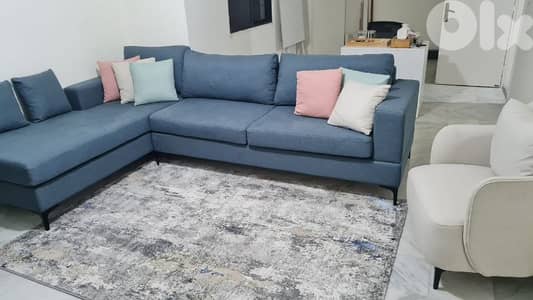 Living room set in excellent condition