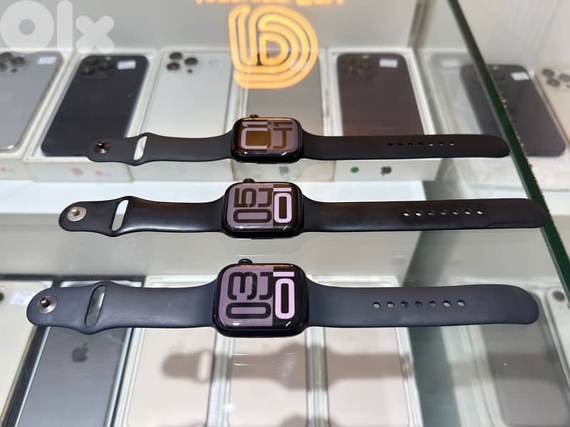 Apple Watch Series 9 45mm Like New: - Mint Condition 1