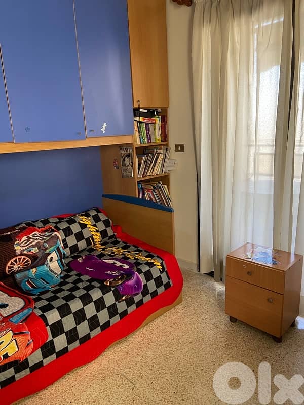 beds and closet dor bedroom 0