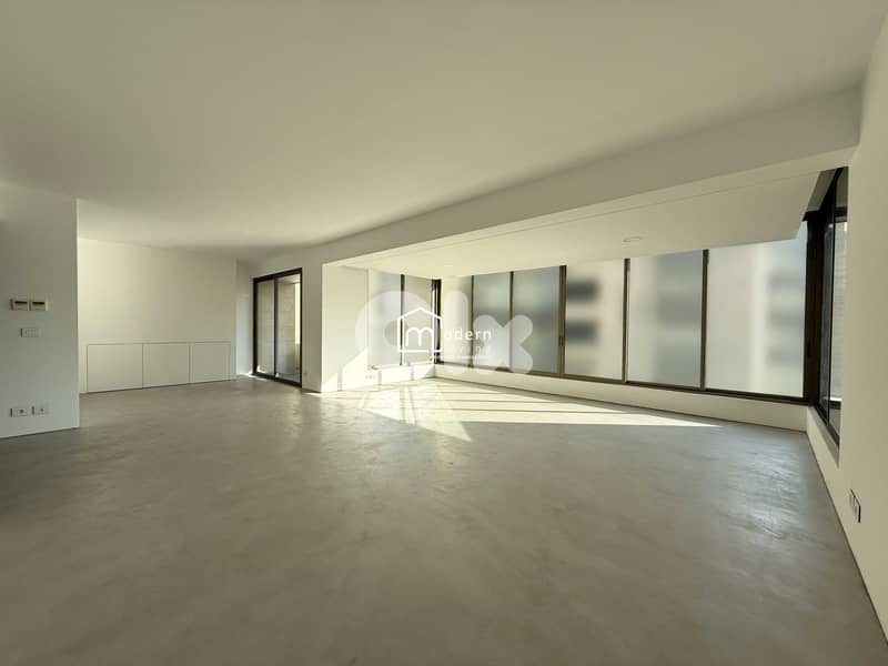 220 Sqm - Apartment For Rent in Kantari Minet El Hoson 0