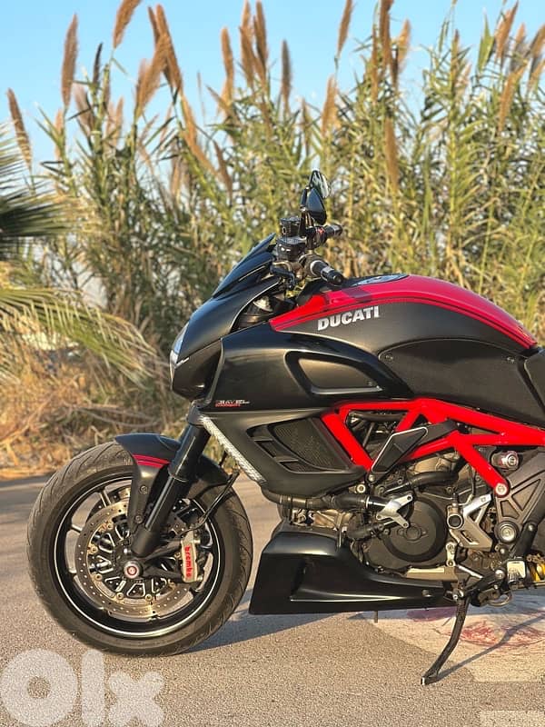 Ducati Diavel carbon 0