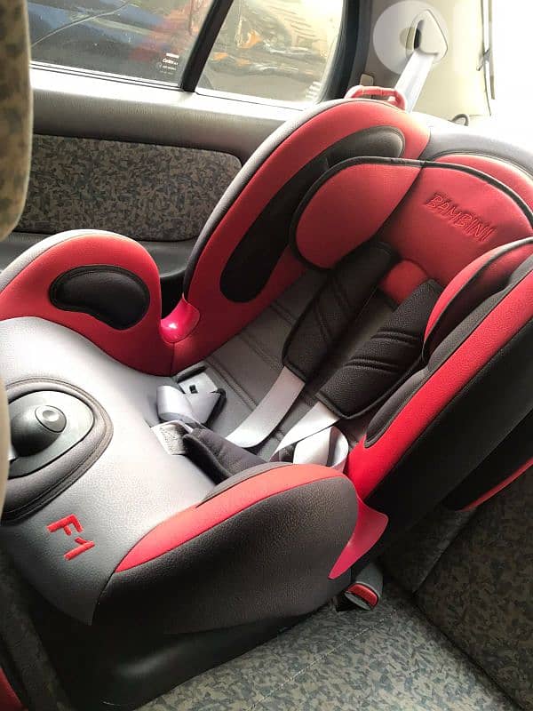 car seat, untill 18 kg.   lكرسي طفل لسيارة 2