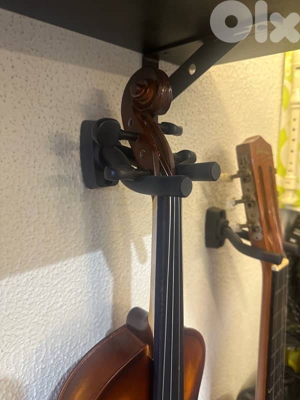 Guitar wall mount 2