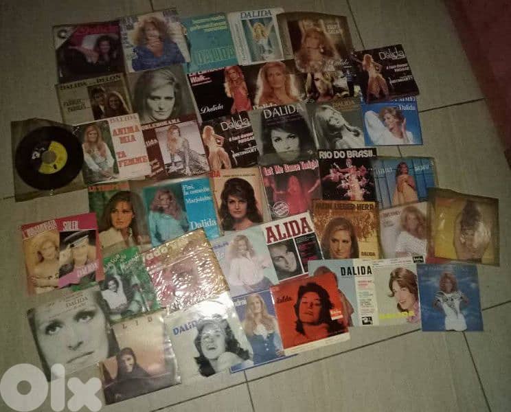 اسطوانات داليدا 33rpm-45rpm حوالي ١٣٠ اسطوانة 6