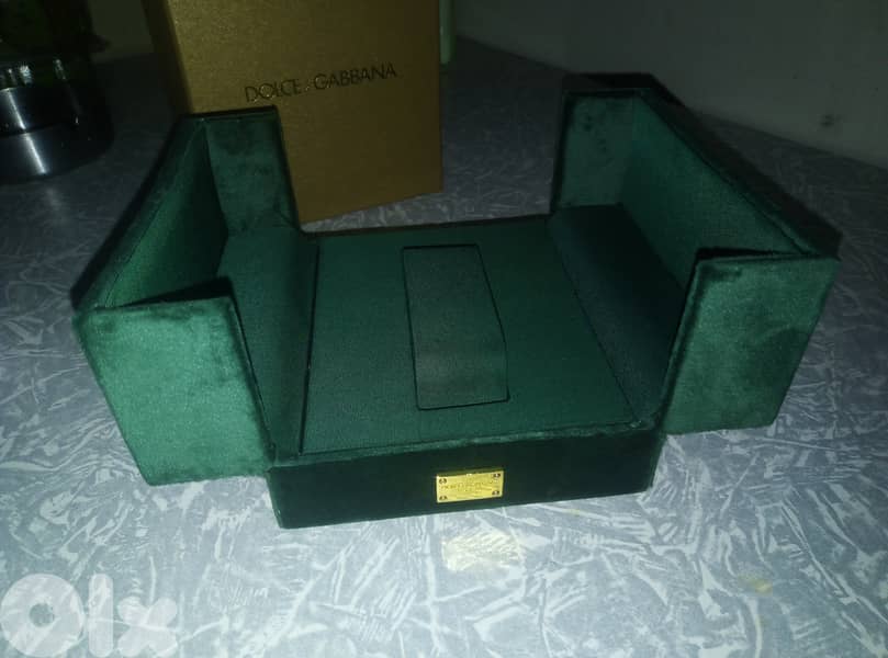 dolce & gabbana watch box 0