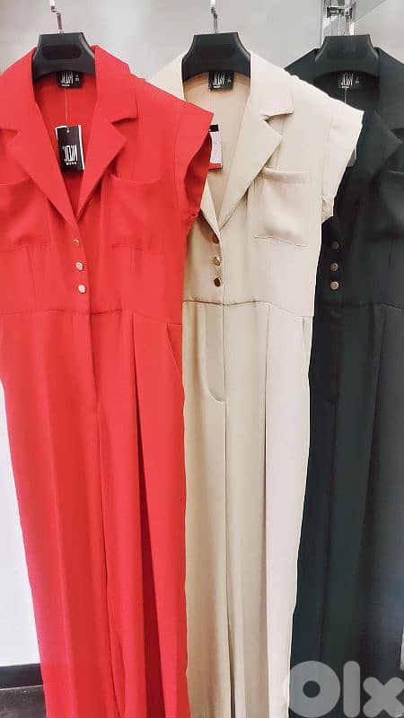 شروة ملابس نسائي للتصفية 9