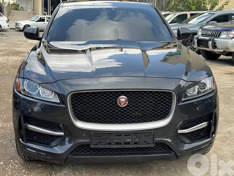 Jaguar F-Pace 2017 0