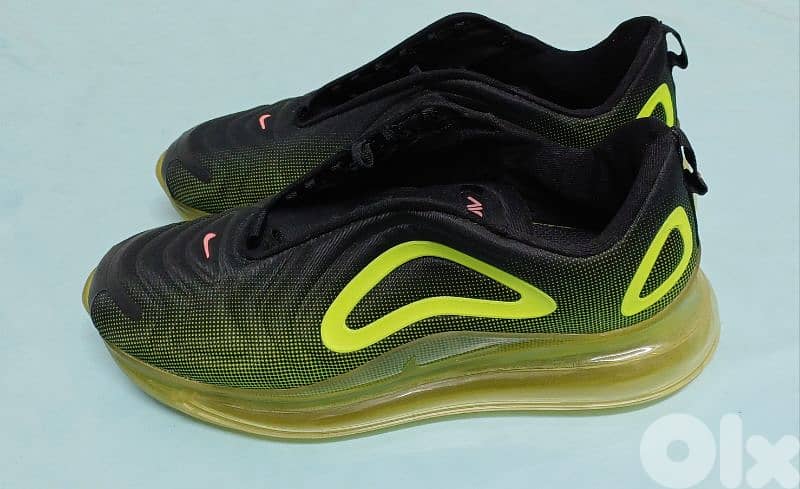 Nike Air Max (Size 43) Like new 0