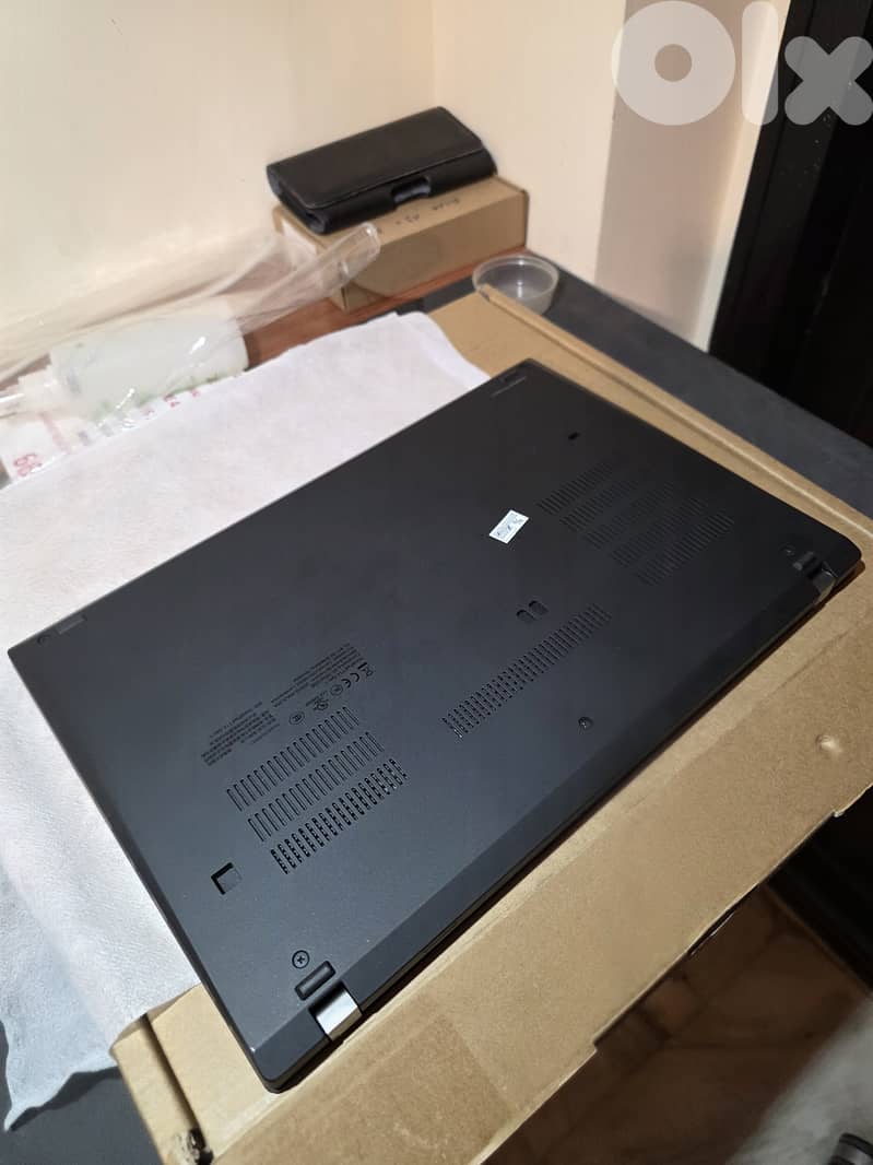 LENOVO THINKPAD T14 TOUCH RAM 20 GB CORE I7 NVME 512 GB 3