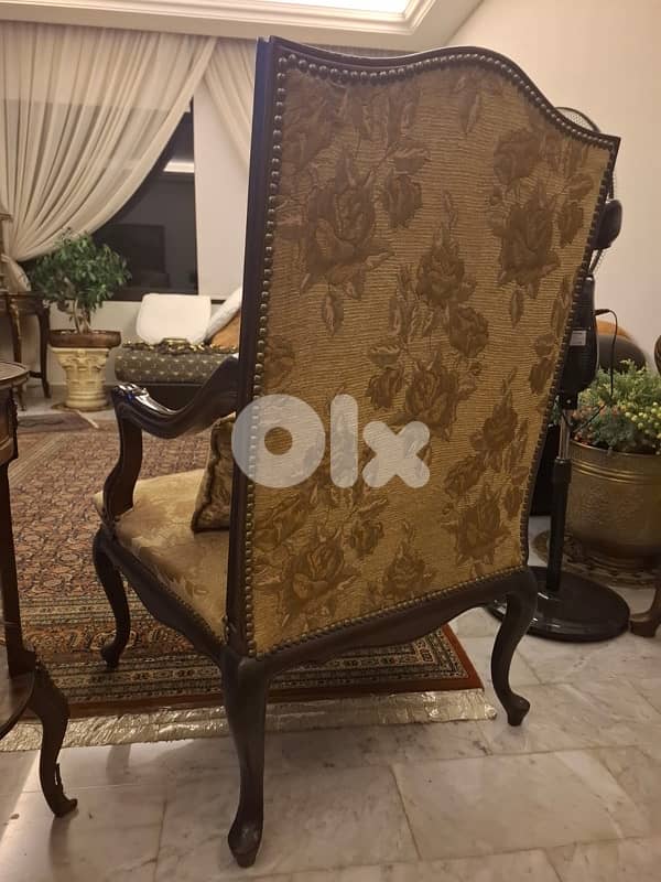 vintage luxurious sofas 3