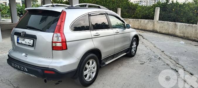 هوندا سي ار في 2009