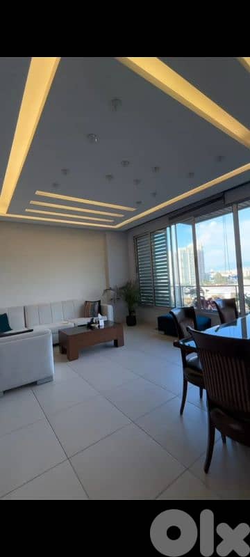 Apartment for sale in furn el chebbak شقة للبيع في فرن الشباك