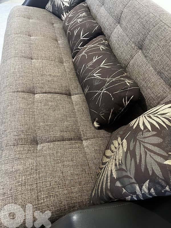 صالون لون بني 7