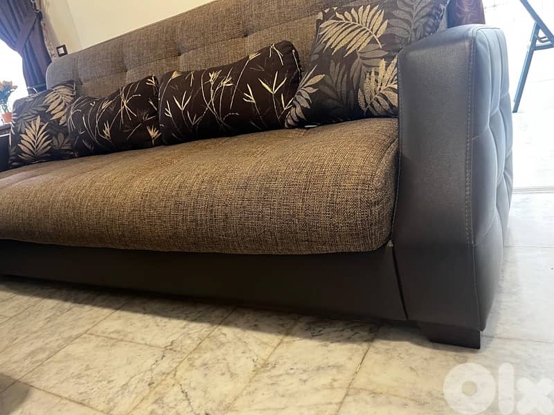 صالون لون بني 14