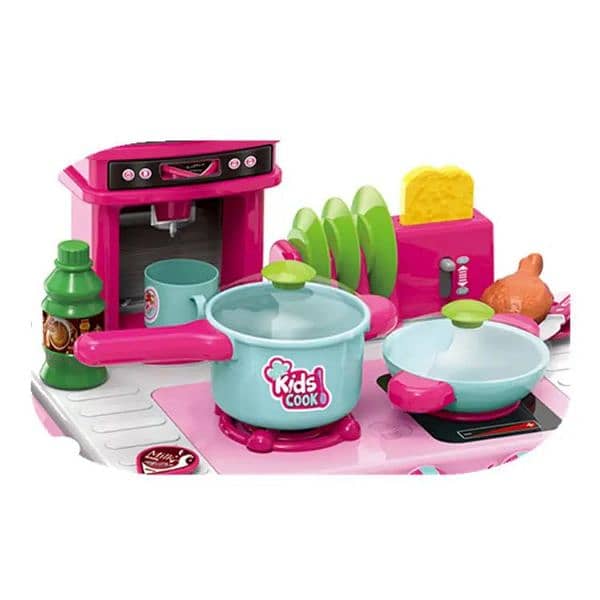 Girls Plastic kitchen 2