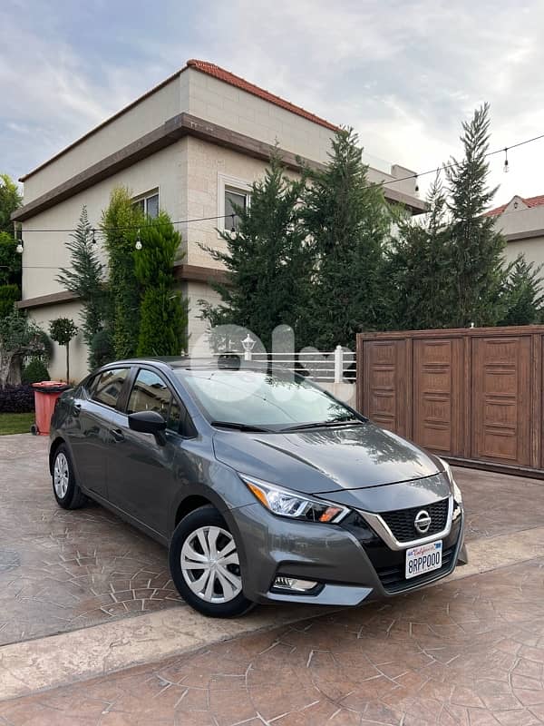 Nissan Versa 2021 0
