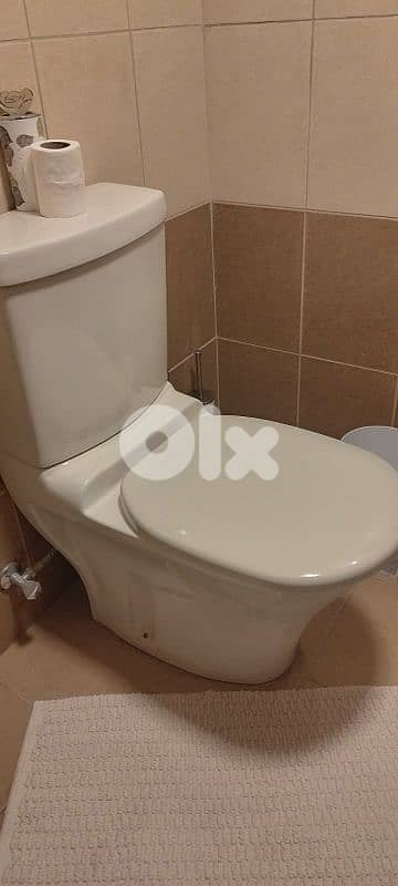 كلن مع بعض بيعة وحدي لأحسن سعر شبه جداد 9