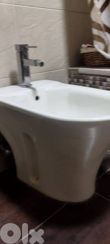 كلن مع بعض بيعة وحدي لأحسن سعر شبه جداد 13