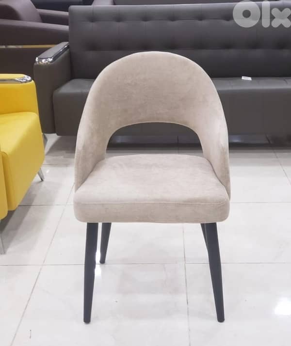 طاولات مطاعم وكراسي 19