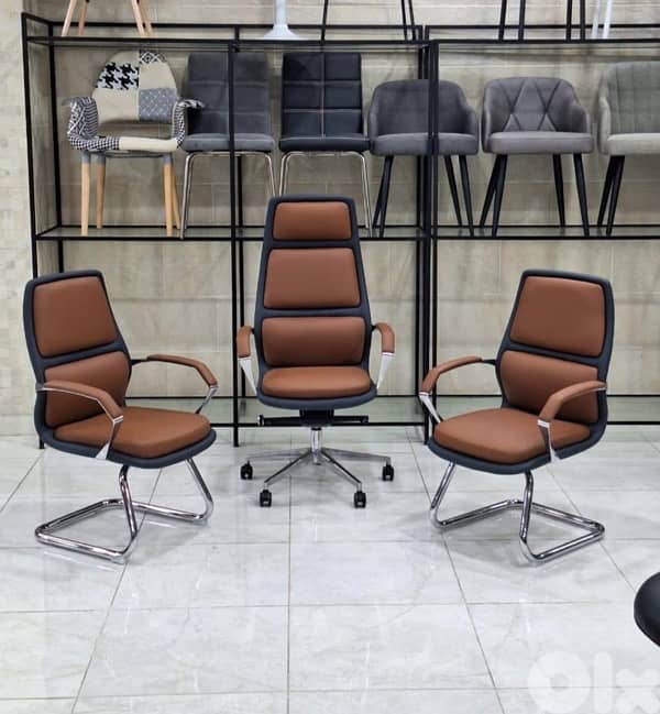 اطقم جلد وكراسي مكاتب 6