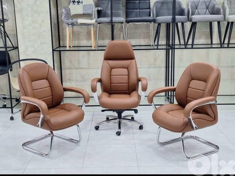 اطقم جلد وكراسي مكاتب 8