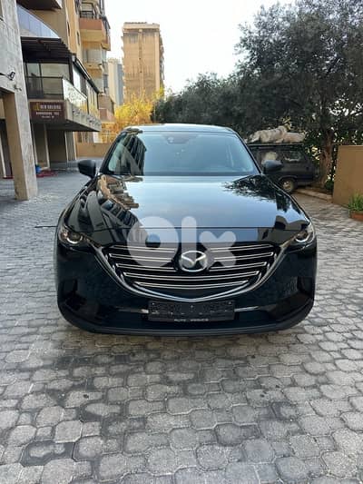 Mazda CX-9 AWD Touring 2017 black on black (clean carfax-77000 miles)