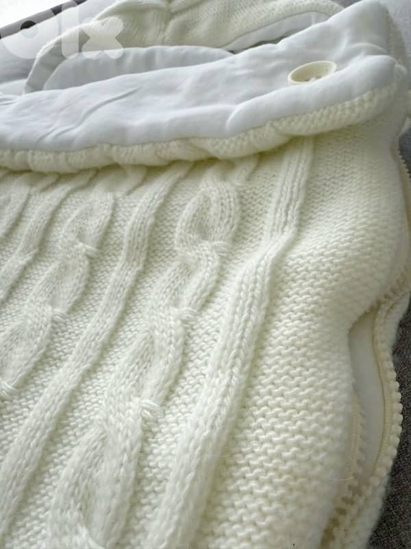 knitted cocoon 3