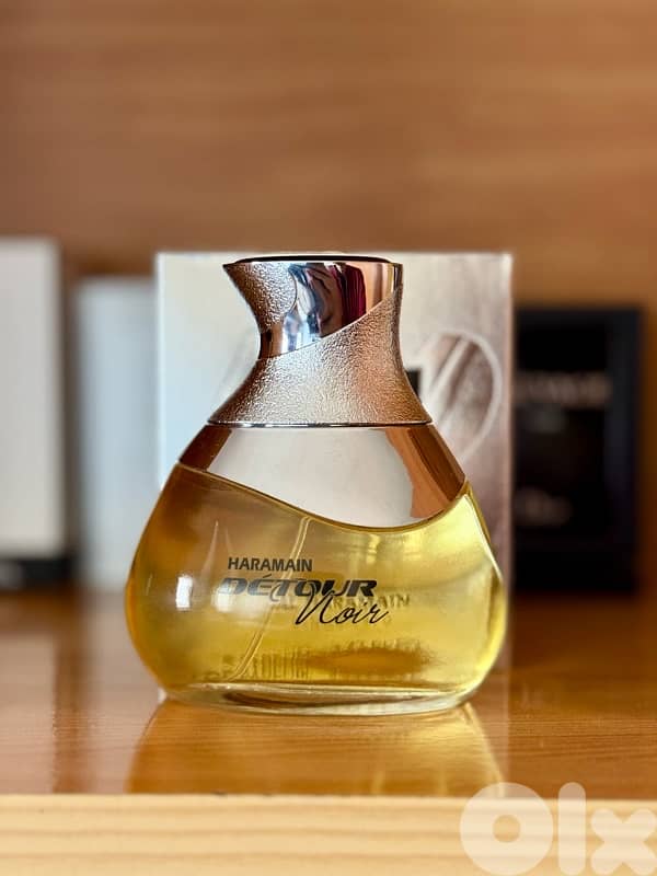 Lattafa Oud for Glory & Haramain Détour Noir 2