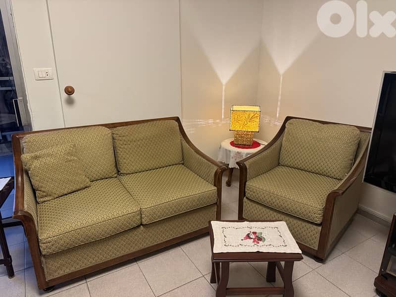 salon 1 x 3 seats, 1 x 2 seats , 2 x 1 seat, 1 sofa brown color 0