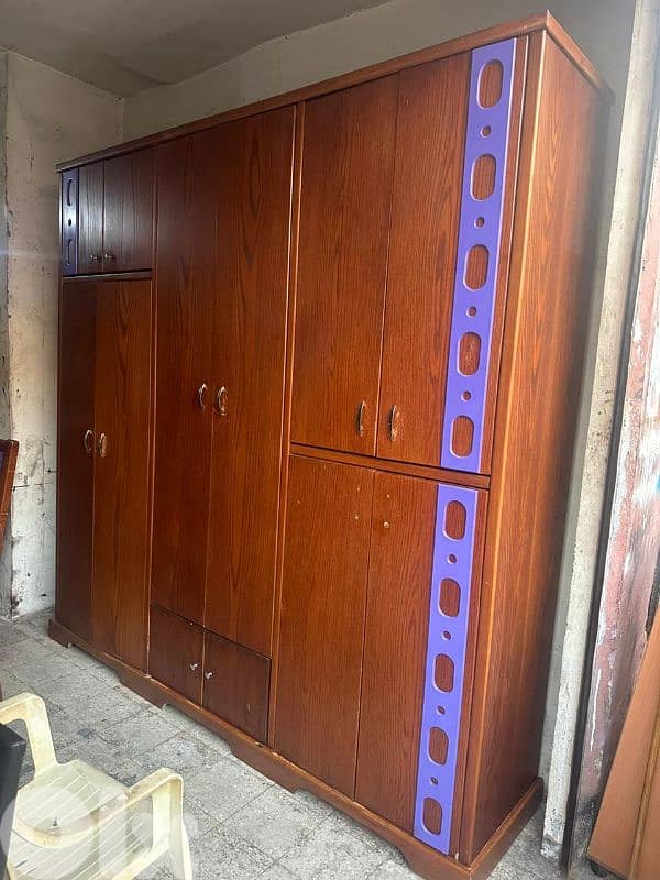 خزانة طابقين عشر درف خشب زان ولاتي ملبسة قشرة سنديان 2