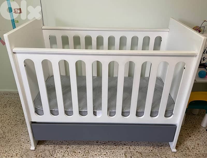 Kids bed and closet 2