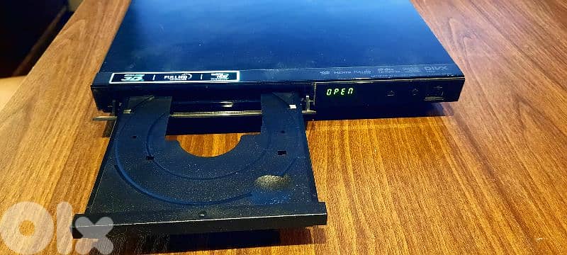 LG BR 3D Player BP-325 (Bluray Player) $45 4