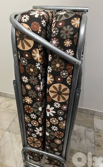 Foldable Bed
