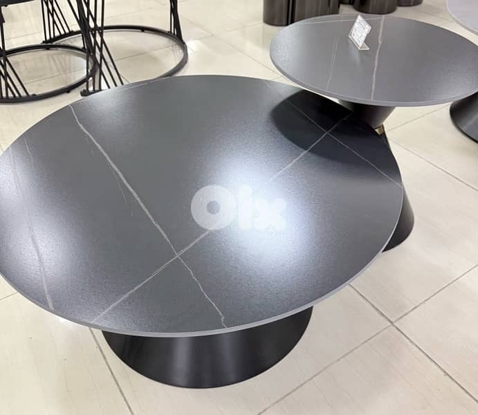 center table - طاولة نص 1