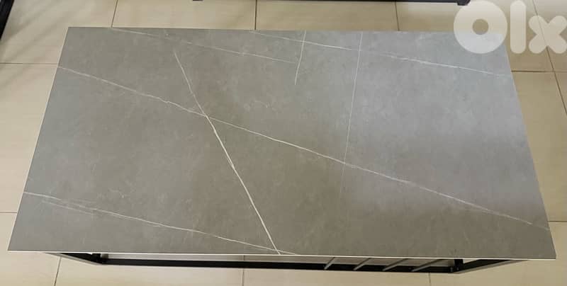 Center tables طاولة نص 1