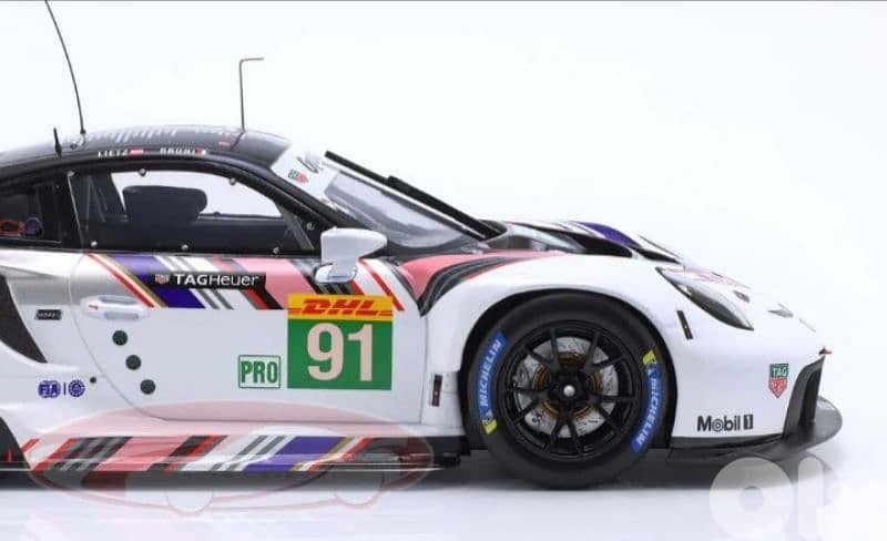 Porsche 911 RSR-19 (WEC 2022) diecast car model 1;18 5