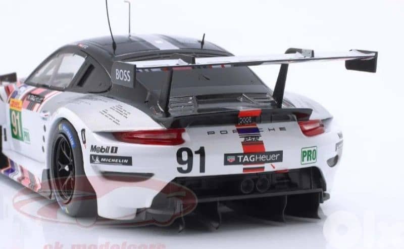 Porsche 911 RSR-19 (WEC 2022) diecast car model 1;18 6