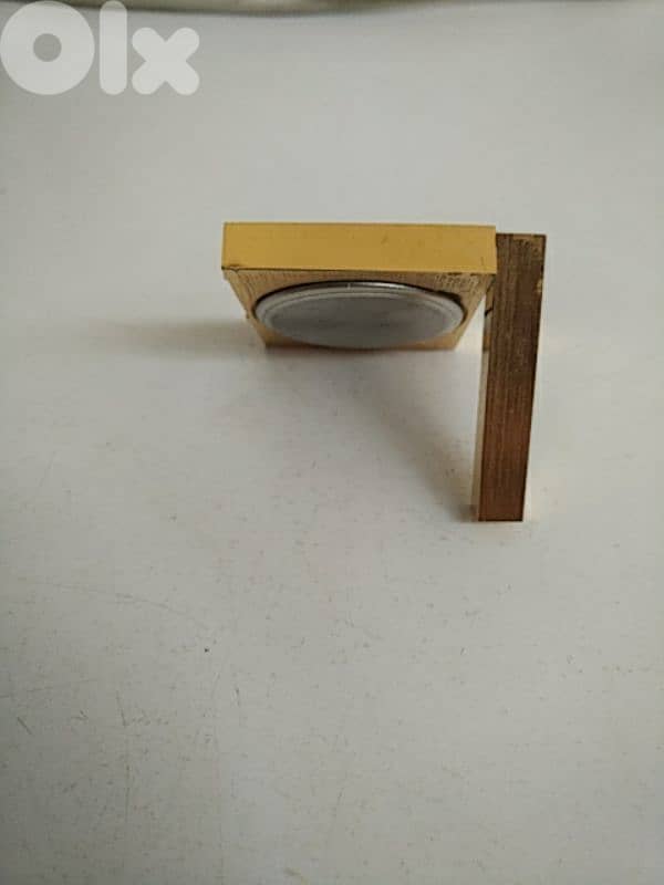 Vintage L'Express desk watch - Not Negotiable 2