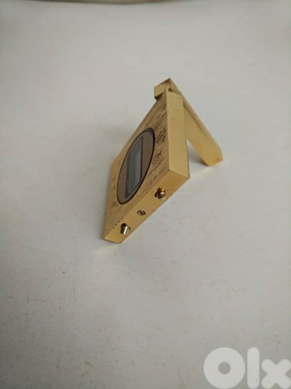 Vintage L'Express desk watch - Not Negotiable 4